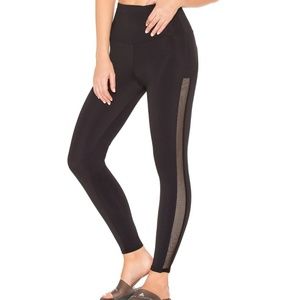 Onzie Mesh Panel Leggings